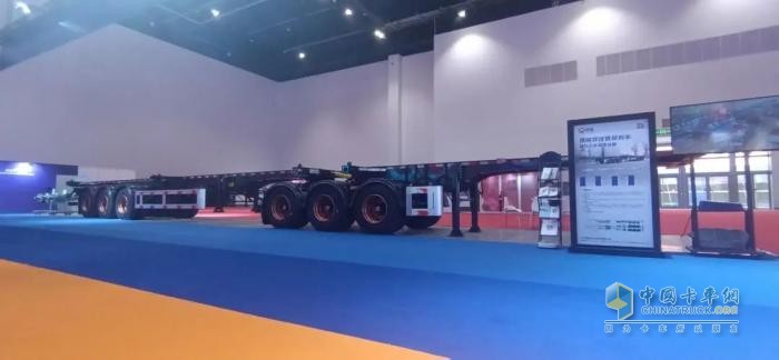 鑼響集團(tuán)攜“雙掛骨架列車”閃耀2025AMR中國國際汽保汽配展，創(chuàng)新技術(shù)引行業(yè)矚目！