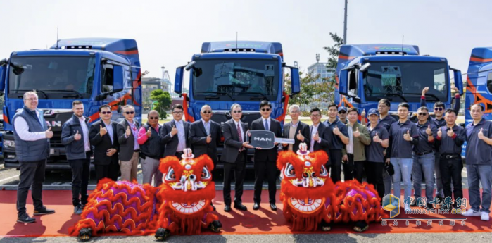 15臺曼恩商用車TGX牽引車交付泰勇集團