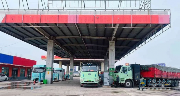 全國首條800公里電動重卡跨省干線充電網貫通！開啟零碳物流新時代