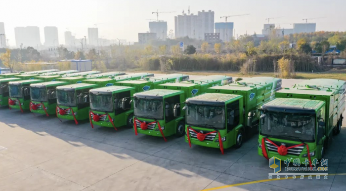 鄭州第1300輛氫燃料電池車輛運(yùn)營啟動(dòng) “氫”風(fēng)正綠大中原！
