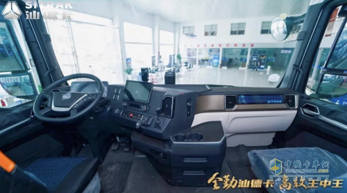 賦能皖北物流！汕德卡G7燃油牽引車阜陽站揭秘“全勤”硬實力！