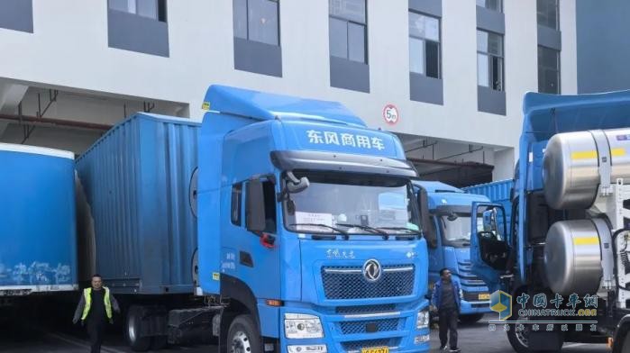首批搭載東康Z15N FE+贏動(dòng)AMT東風(fēng)天龍走進(jìn)中通 開展專業(yè)培訓(xùn)助力高效盈運(yùn)