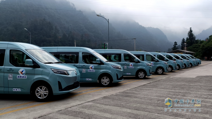 圖雅諾大V助力湖南古丈往返吉首“易搭快車”服務(wù)，全面打造旅客品質(zhì)之旅！