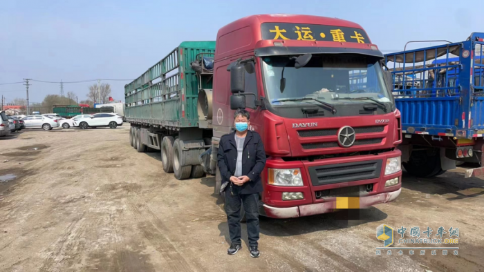無視質(zhì)疑油轉(zhuǎn)氣，堅定選擇大運重卡，成就山海關以外大運第一人