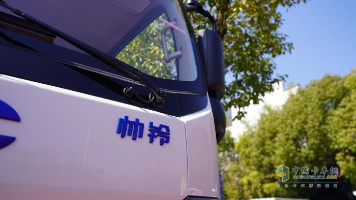 江淮1卡帥鈴ES6：七大“法寶”護航，打造全能高端純電輕卡新標桿