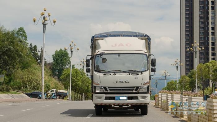 福建南平江師傅：“閩北第一椒”供不應(yīng)求，駿鈴V8跑得快行得穩(wěn)，5年67萬公里像新車