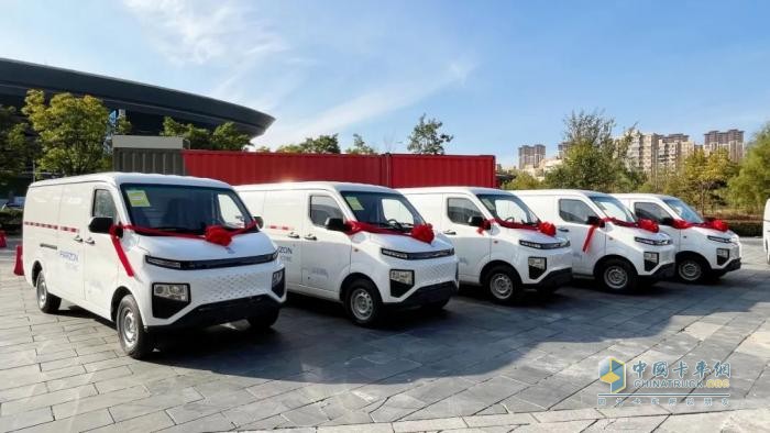 首批星享V6E換電版成功交付，遠程新能源商用車深入內(nèi)蒙古市場