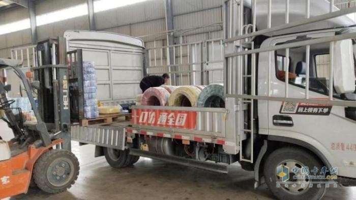 成都卡友：十多年只認(rèn)準(zhǔn)時(shí)代汽車，領(lǐng)航大G-LNG輕卡讓我更賺錢！