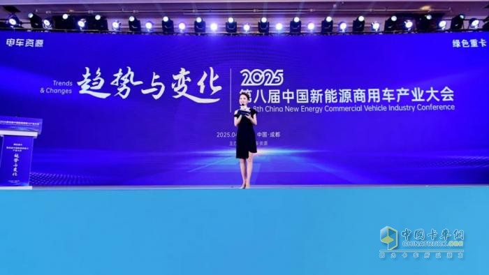 榮獲“綠卡獎(jiǎng)”背后：宇通重卡如何用更高價(jià)值贏得用戶青睞？