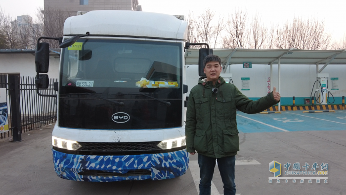 輕卡躍遷新時(shí)代  比亞迪混動(dòng)輕卡T5 DM能否摘得城市配送混動(dòng)運(yùn)輸車大獎(jiǎng)桂冠？