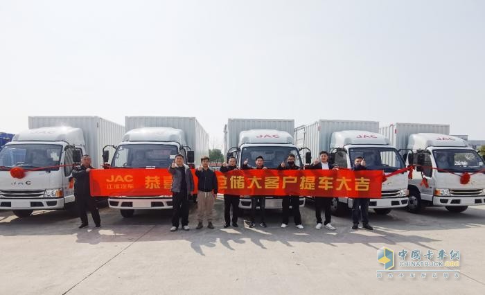 江淮1卡3月熱勢(shì)高漲，頻頻交車(chē)引領(lǐng)高效物流發(fā)展