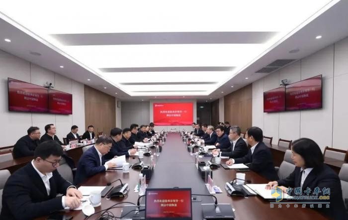 共建綠色智慧物流體系，徐工集團與中國物流簽署戰(zhàn)略合作協(xié)議