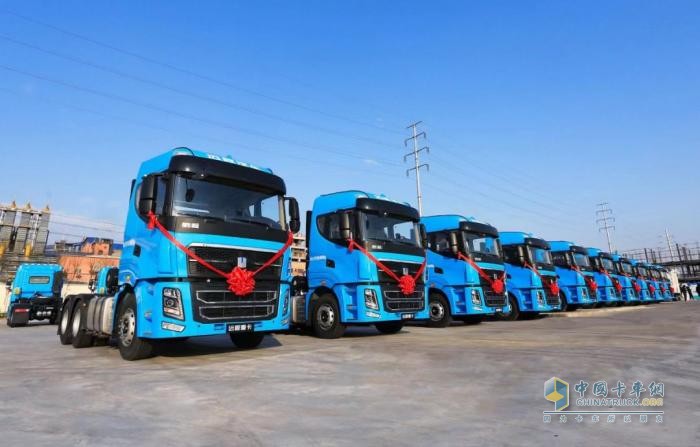 全球首個(gè)15萬臺新能源商用車品牌誕生！遠(yuǎn)程領(lǐng)跑新能源賽道