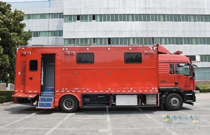 沒(méi)法洗衣？別怕！森源鴻馬被服洗滌車(chē)暖心保障