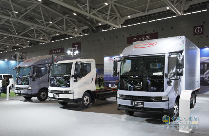 比亞迪2025款輕卡T5矩陣亮相深圳國(guó)際商用車(chē)生態(tài)博覽會(huì)