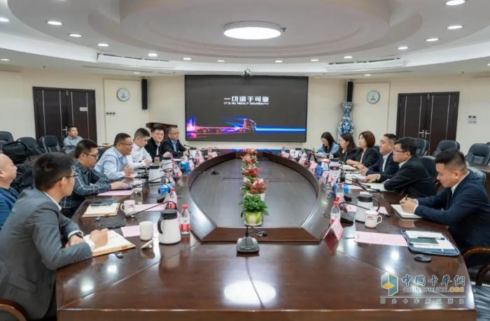 四方攜手簽署東風(fēng)商用車延保項目，共謀發(fā)展新篇章