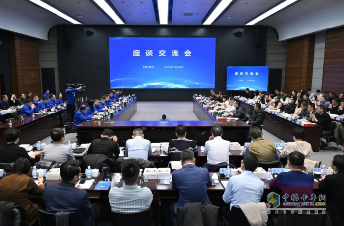 譚旭光：企業(yè)家要永葆旺盛斗志、無我無畏、吸收養(yǎng)分、合作溝通、挑戰(zhàn)困難！