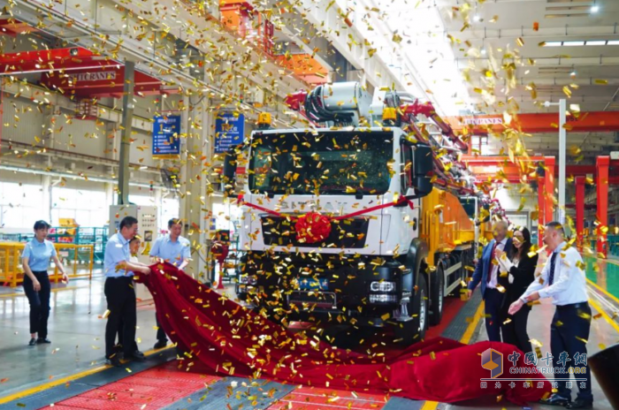 發(fā)車“一帶一路”！徐工混凝土機(jī)械加速出海！