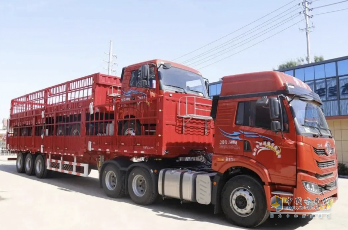煤炭行業(yè)供應(yīng)緊張 首達(dá)子母車(chē)助力疆煤外運(yùn)