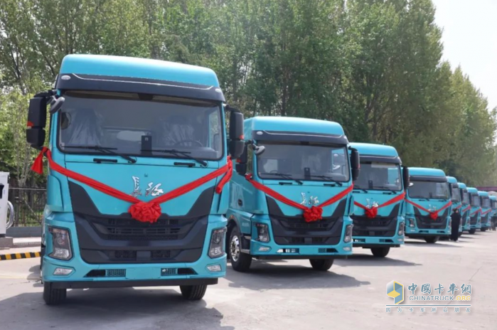 始于顏值，終于價(jià)值 長(zhǎng)征汽車純電牽引車獲邯鄲客戶好評(píng)