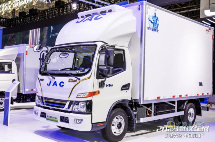 閃耀2023中國(guó)國(guó)際商用車展，江淮1卡“星鏈1號(hào)”技術(shù)品牌攜全新一代新品亮相！