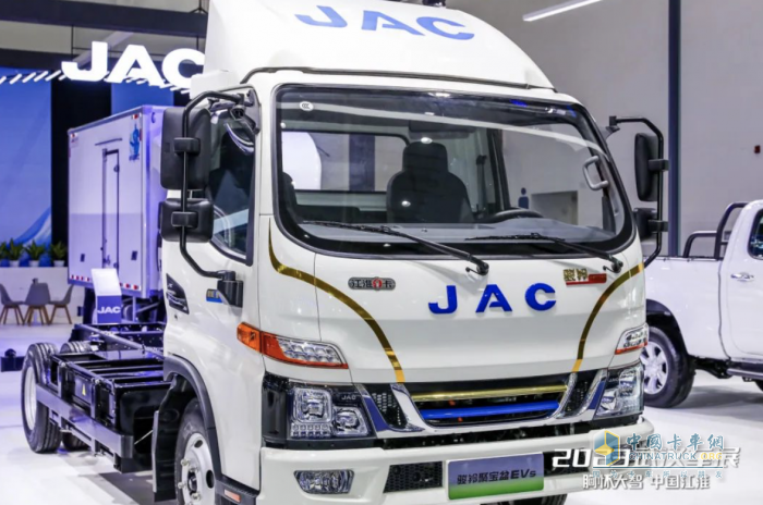 閃耀2023中國(guó)國(guó)際商用車展，江淮1卡“星鏈1號(hào)”技術(shù)品牌攜全新一代新品亮相！