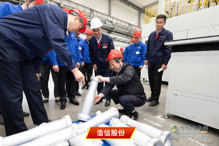 譚旭光：濰柴與供應(yīng)鏈伙伴手拉手邁向世界一流！