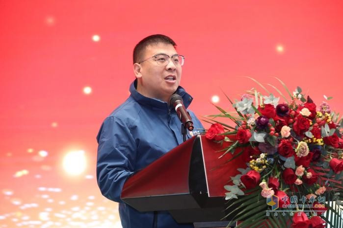 宇通輕卡攜手中汽兄弟簽署戰(zhàn)略合作，助力卡友走上創(chuàng)富快車道
