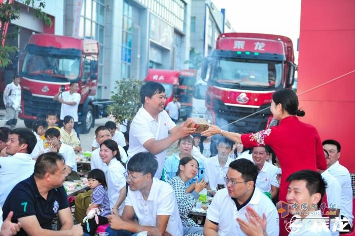 激情狂歡 燃動(dòng)昆明，乘龍家宴掀起創(chuàng)富浪潮
