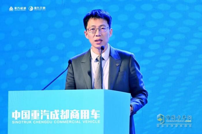 2025銷量目標(biāo)25500臺！重汽成商2025年合作伙伴大會成功舉辦