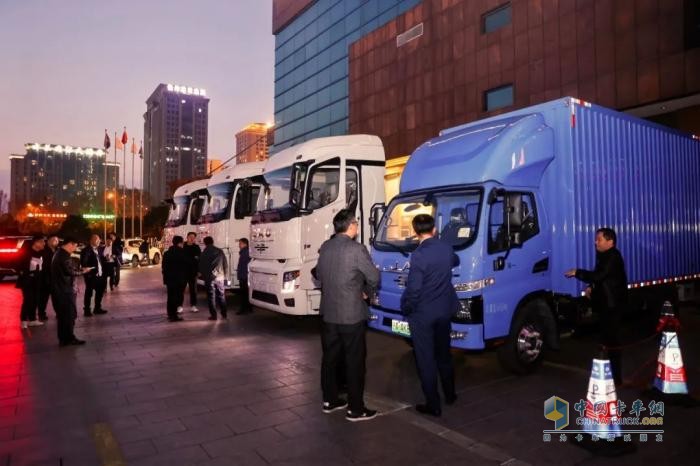 江淮汽車參展電動風暴-物流場景電動化論壇