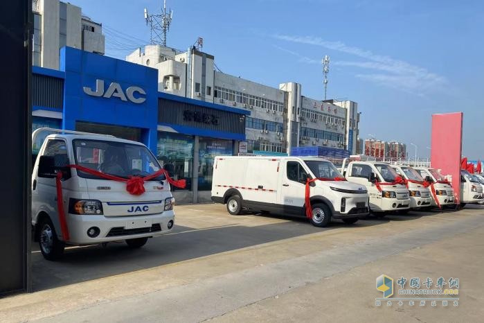 愷達(dá)EX6新品三城十地聯(lián)動(dòng)，引爆新能源物流車熱潮！