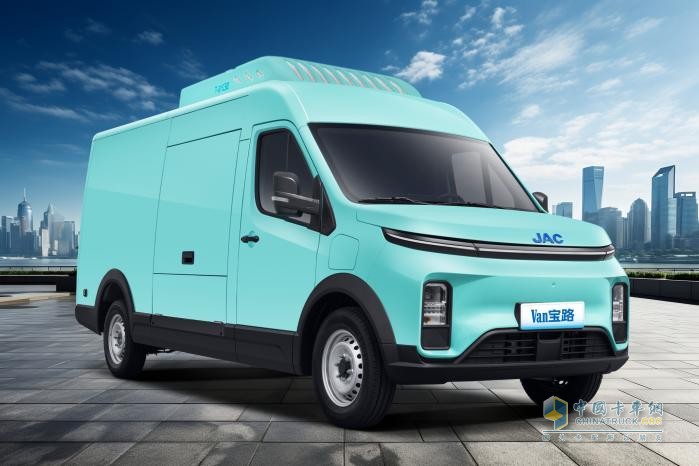 Van寶路冷藏車：城配冷鏈“掘金”利器，無懼“三高”挑戰(zhàn)