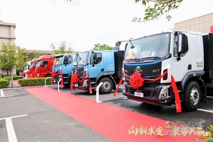現(xiàn)場訂車93臺，東風(fēng)柳汽乘龍之夜燃動(dòng)山西運(yùn)城