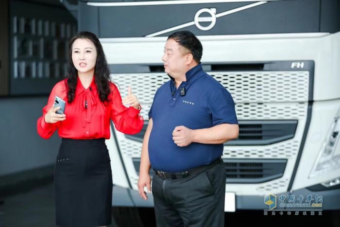 全網(wǎng)直播首秀 助力高效運(yùn)輸 沃爾沃卡車綠駕學(xué)院、車隊(duì)長(zhǎng)研修營來安站等你連線