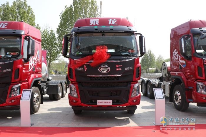 LNG牽引車怎么選？輕量領先、低氣耗的乘龍H5超輕版高效更多賺！