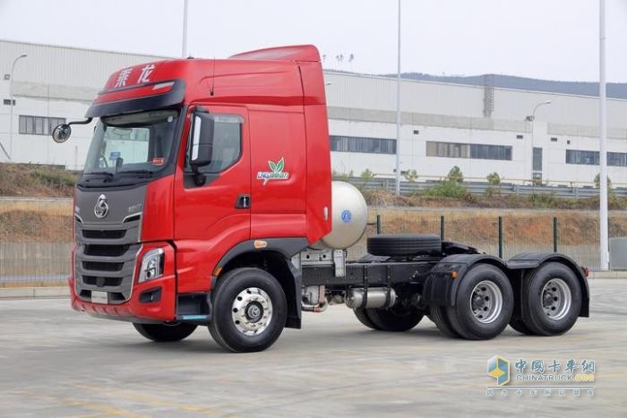 530大馬力、低自重，乘龍H7 LNG牽引車強(qiáng)勢(shì)來襲