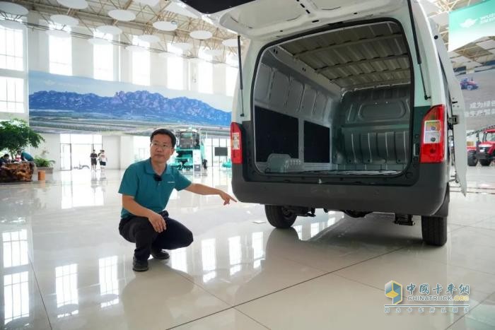 貨運新人如何購車？這款飛碟U6中面車型或為“最優(yōu)解”！