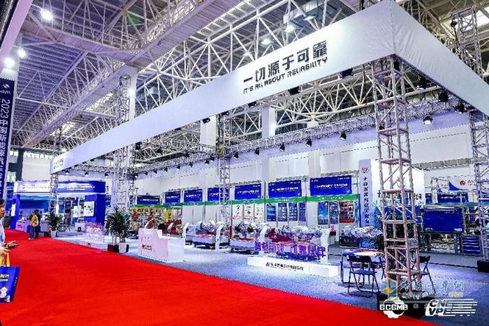 龍擎智造+東風(fēng)德納電驅(qū)，東風(fēng)商用車點亮2023中國新能源汽車零部件交易會