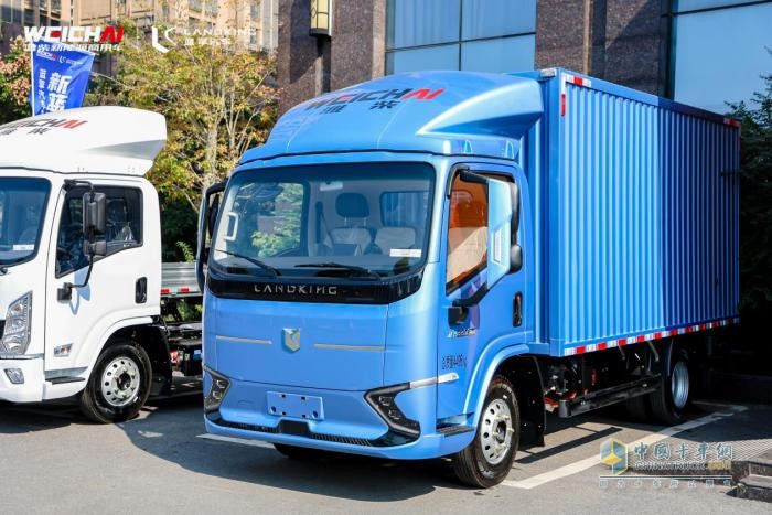 藍擎·悅、藍擎·龍系列新品亮相  濰柴新能源藍擎汽車新品全國上市體驗之旅走進武漢