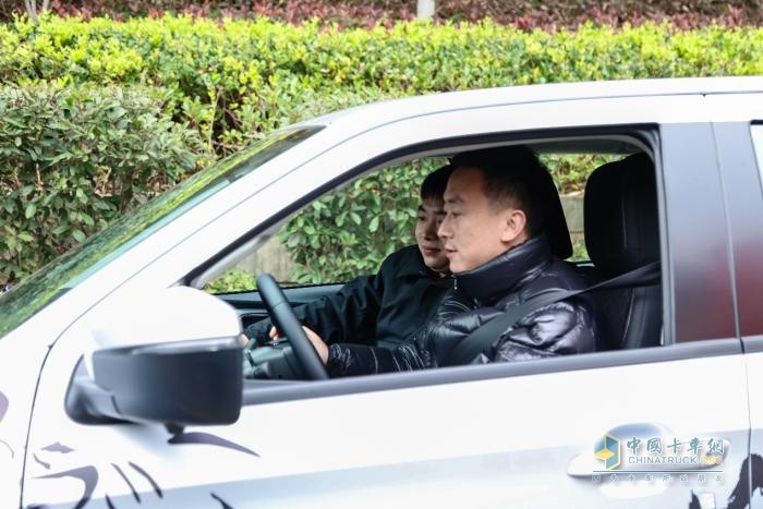 大排量即正義 純正五十鈴T30探險(xiǎn)家江西上市