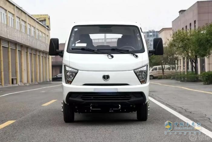 榮獲金蜂獎殊榮！飛碟汽車受邀參加金蜂盛典！
