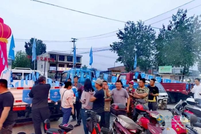 飛碟汽車燃油車4月推介會(huì)火爆全國 遍地開花！