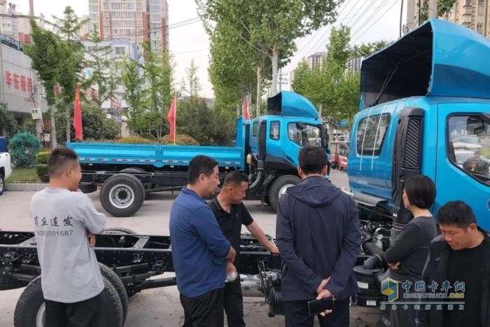 飛碟汽車燃油車4月推介會(huì)火爆全國 遍地開花！