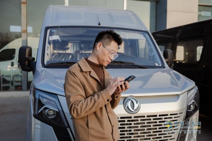 東風(fēng)輕型車暖心關(guān)懷，卡友福利年終備至