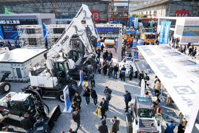 12000㎡、超180款展品—智慧徐工震撼亮相bauma CHINA 2024