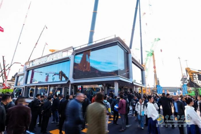12000㎡、超180款展品—智慧徐工震撼亮相bauma CHINA 2024
