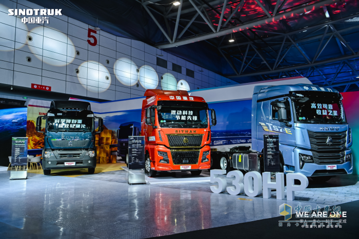 中國重汽2025年合作伙伴大會：環(huán)形立交橋式設(shè)計背后，隱藏著怎樣的未來密碼？