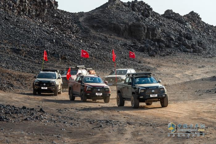 新品齊發(fā)、硬核挑戰(zhàn)、邁向國(guó)際 中國(guó)重汽輕型汽車的2024年