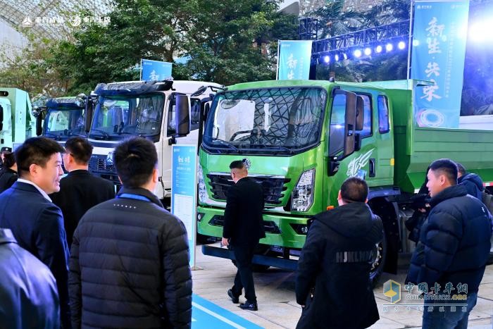 打造“成都造”汽車新品牌！重汽成商全新重卡平臺V9·沃重磅發(fā)布